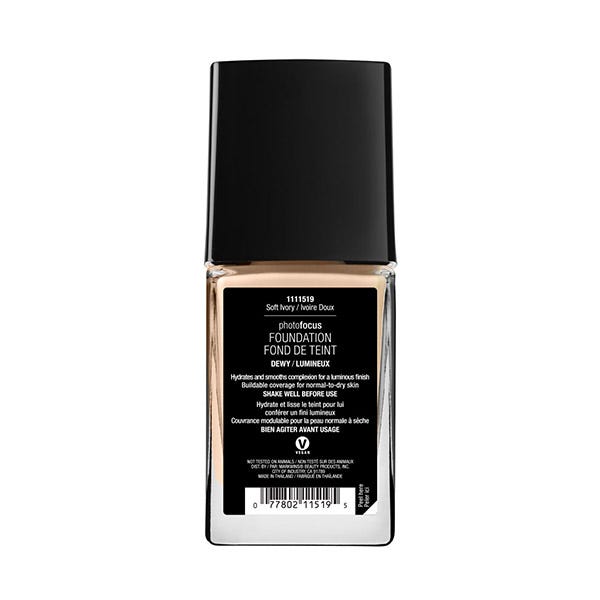 Foundation Photo Focus Dewy