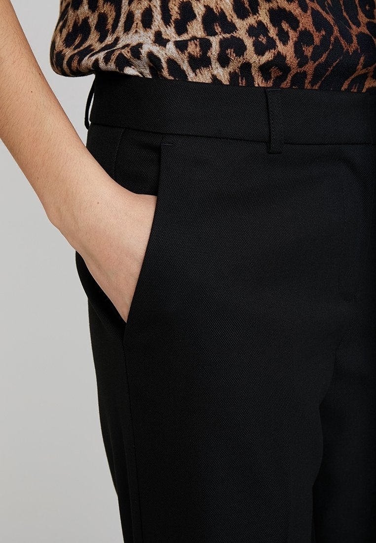 s.Oliver BLACK LABEL Hose - schwarz
