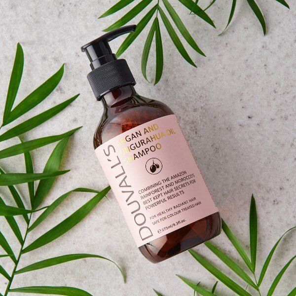 Shampoo all'olio di argan e ungurahua di Douvall, 275 ml