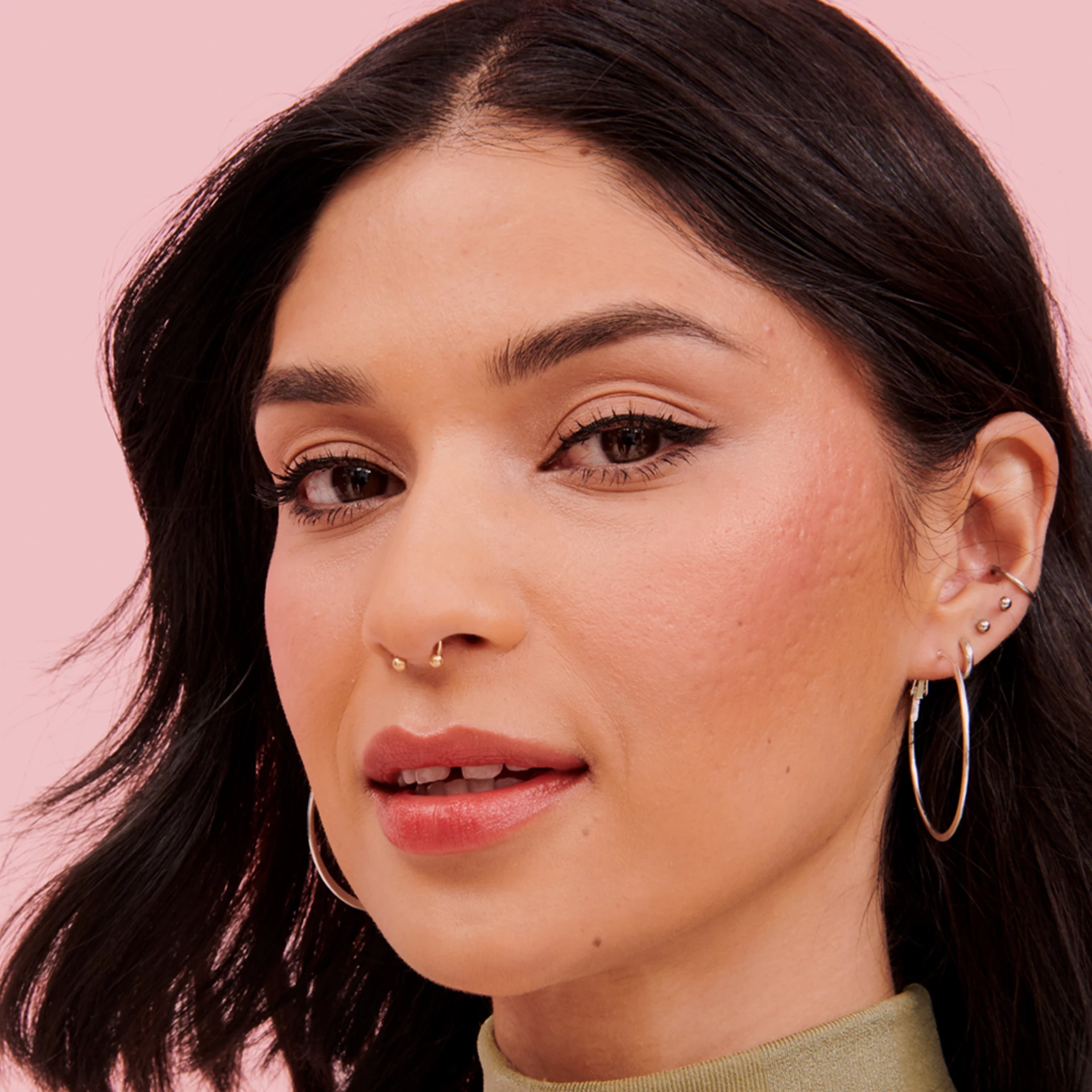 Fard de obraz FloraTint - Benefit