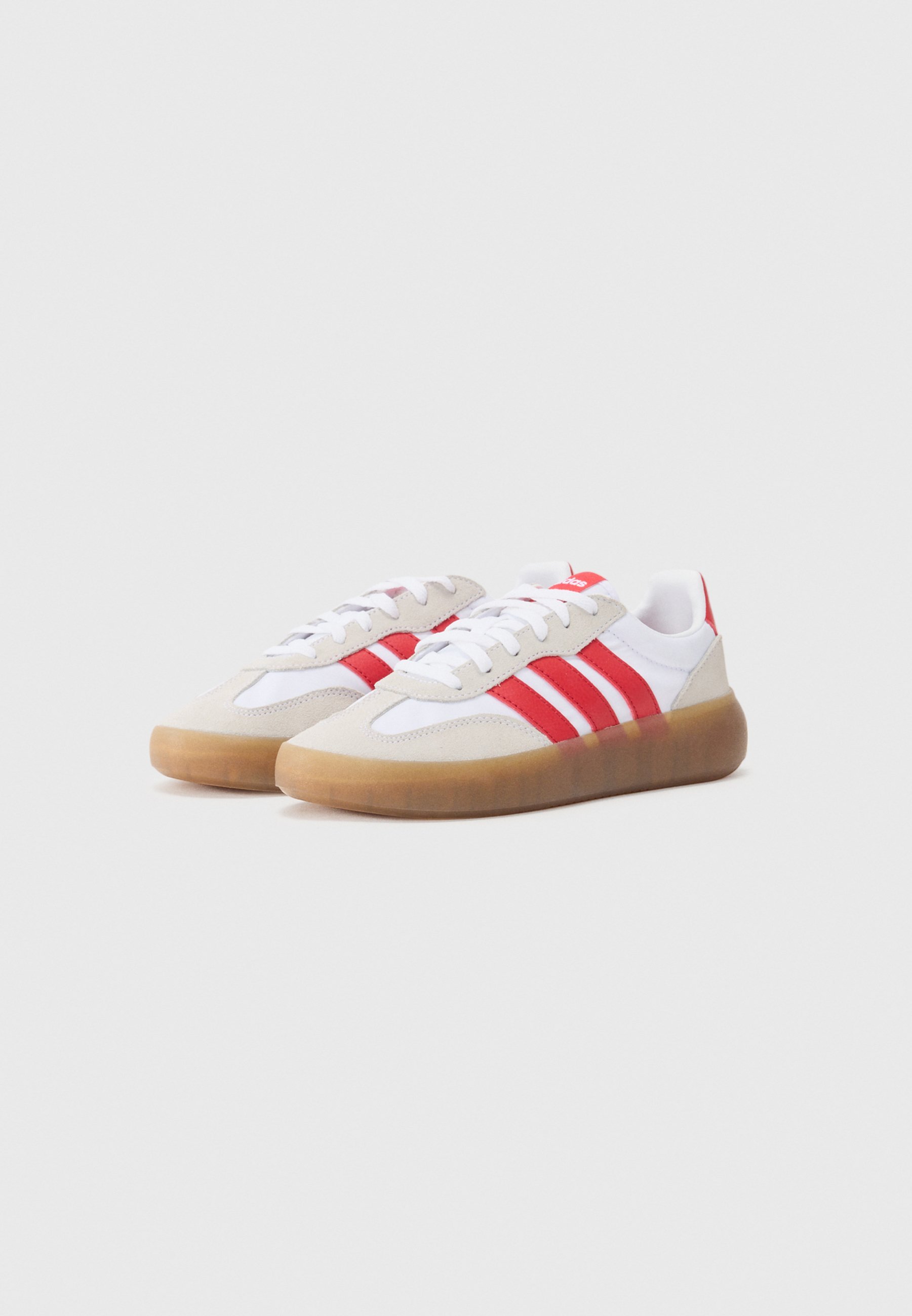 adidas Performance BARREDA DECODE ARSENAL UNISEX - Ghete de fotbal de sală - alb/roșu căpșună/gum
