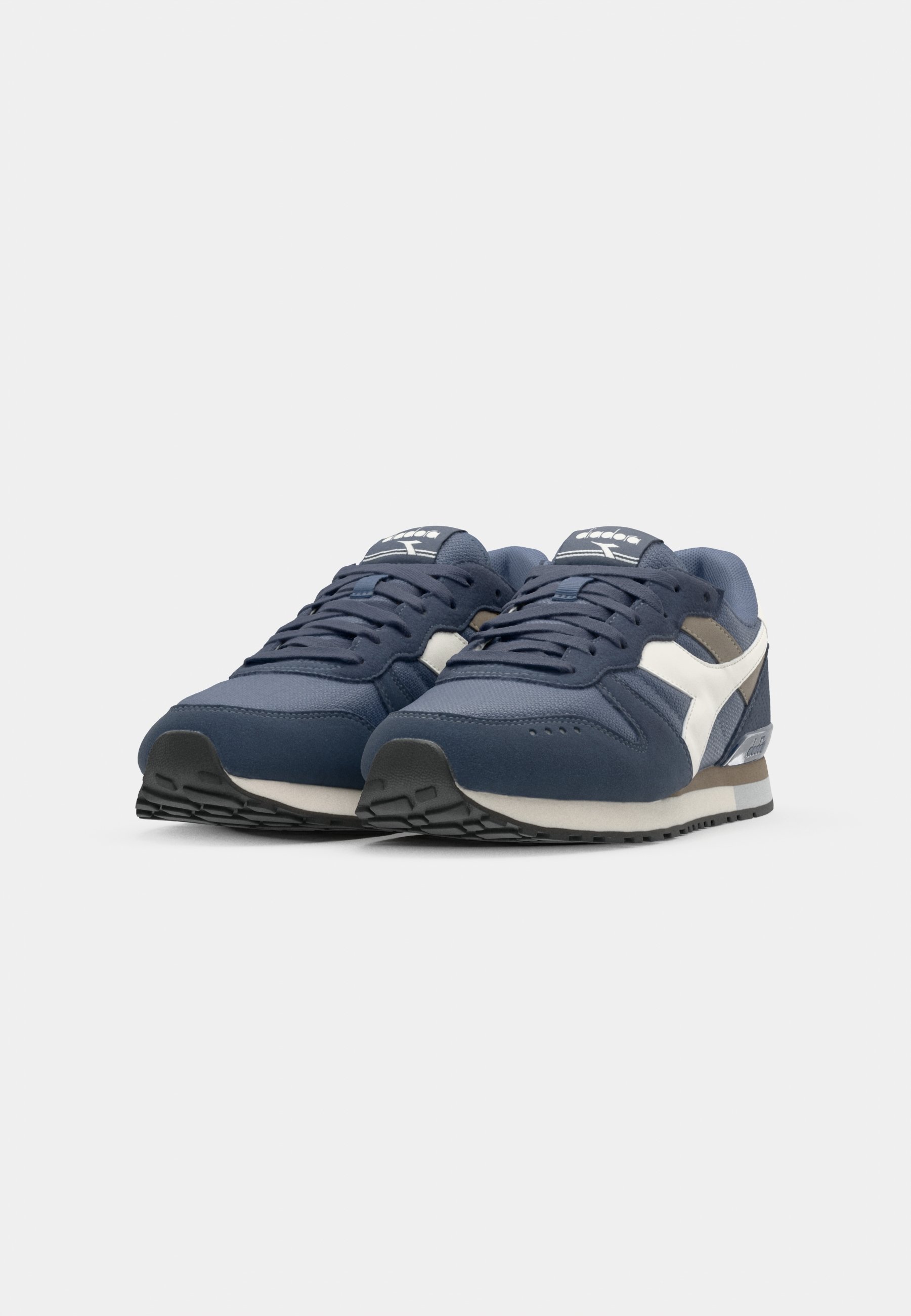 Baskets basses Diadora