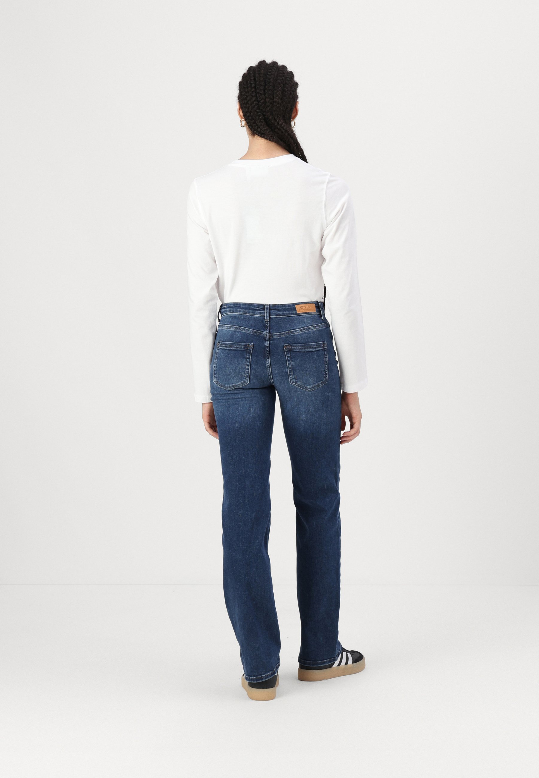 ONLY ONLLUSH - Jeans a gamba dritta - denim blu scuro