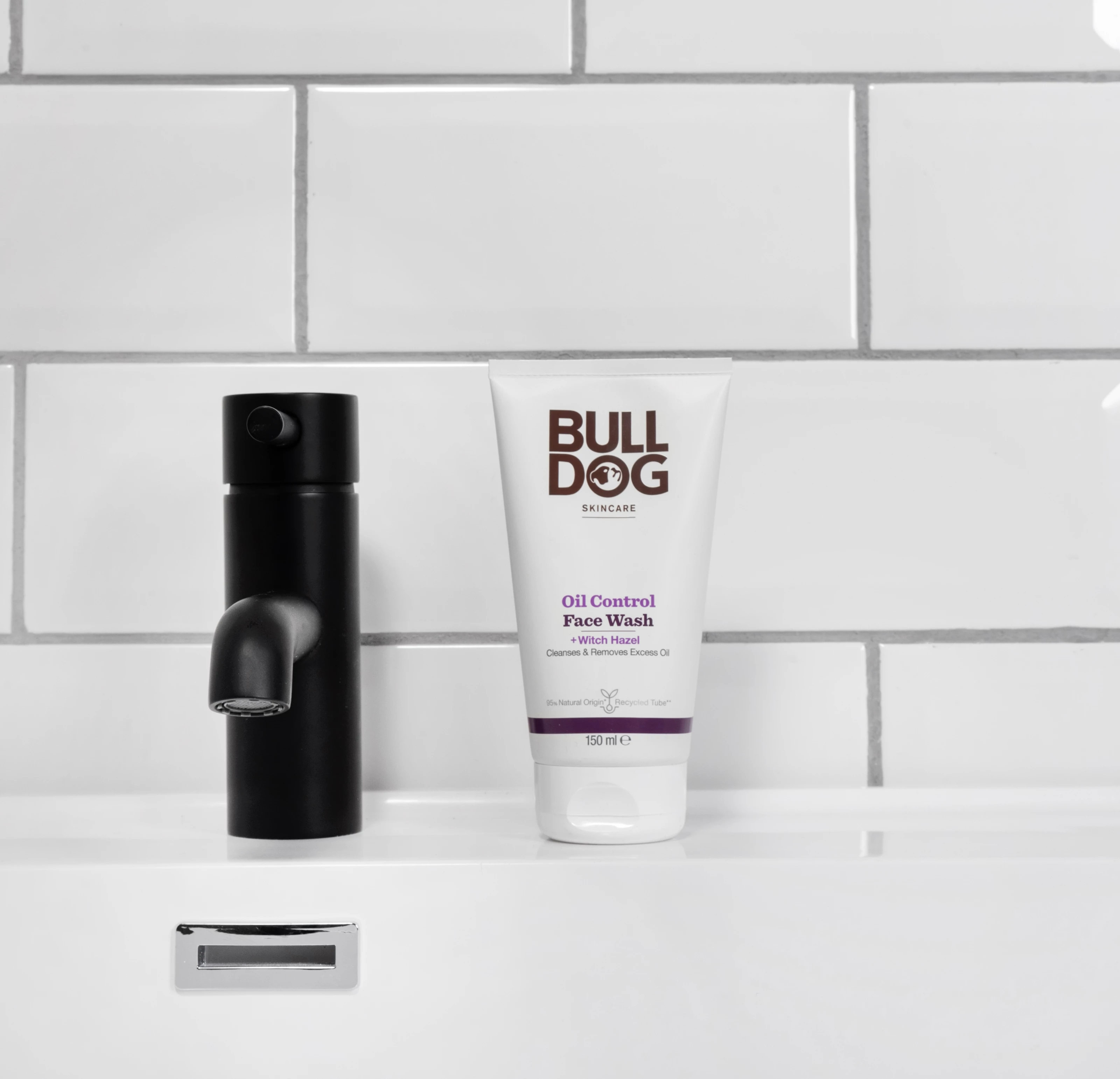 Gel de curățare pentru față cu control al sebumului 150 ml - Bulldog
