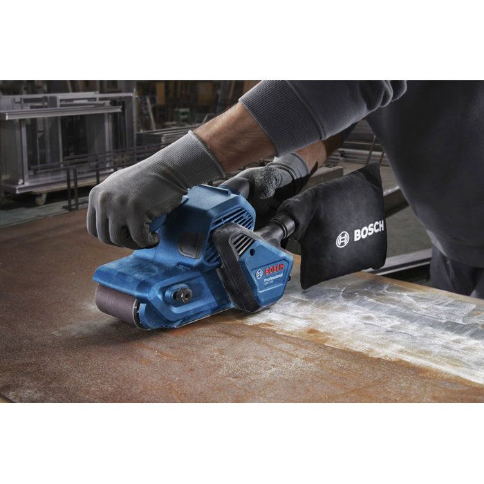 BOSCH PROFESSIONAL corded belt sander - GBS 750 - 230V - 850W - 200 – 420 m/min - Abrasive belt + dust bag