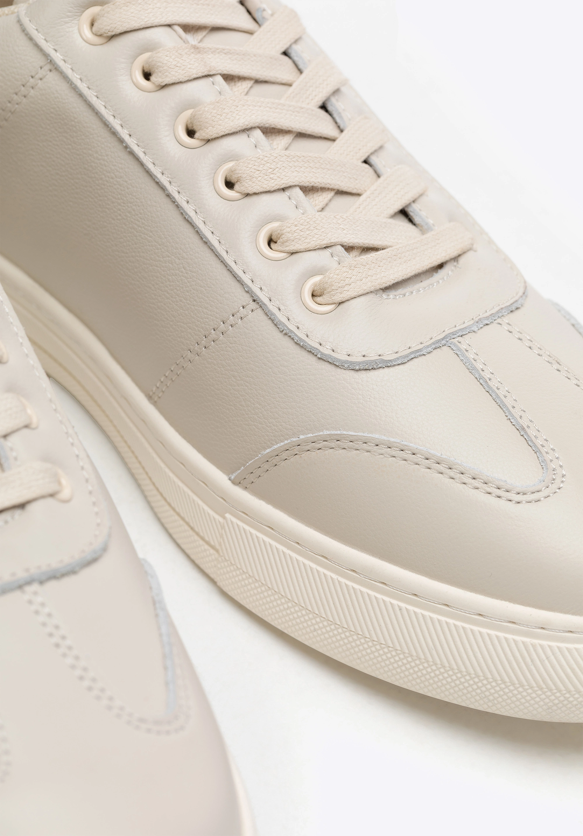 Męskie sneakersy ze skóry licowej beżowe