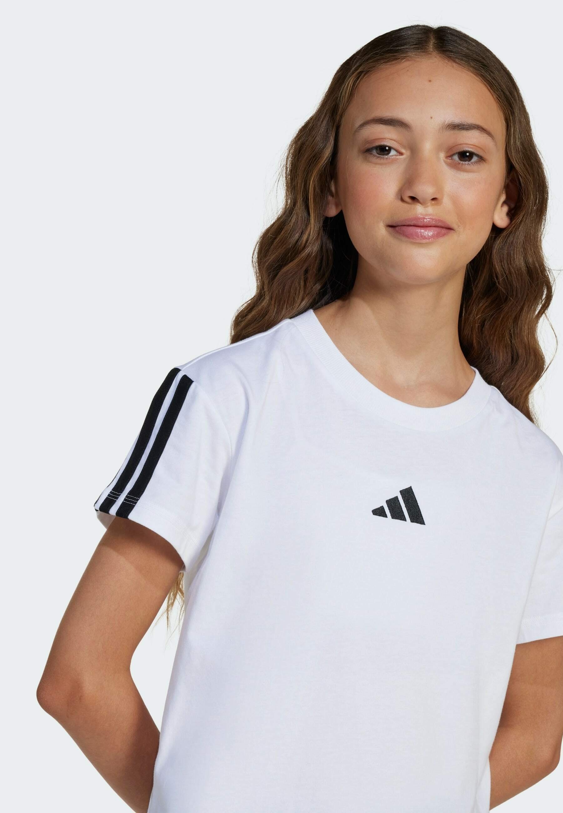 adidas Sportswear ESSENTIALS T-shirt - T-shirt met print - wit zwart