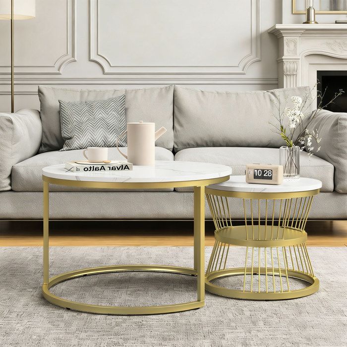 Lot de 2 tables basses rondes style scandinave, plateau effet marbre blanc & pieds métal doré - D70/45 × H45/40 cm