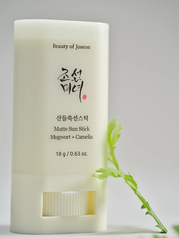 Стик за заштиту од сунца Beauty of Joseon Matte, пелин и камелија SPF 50+