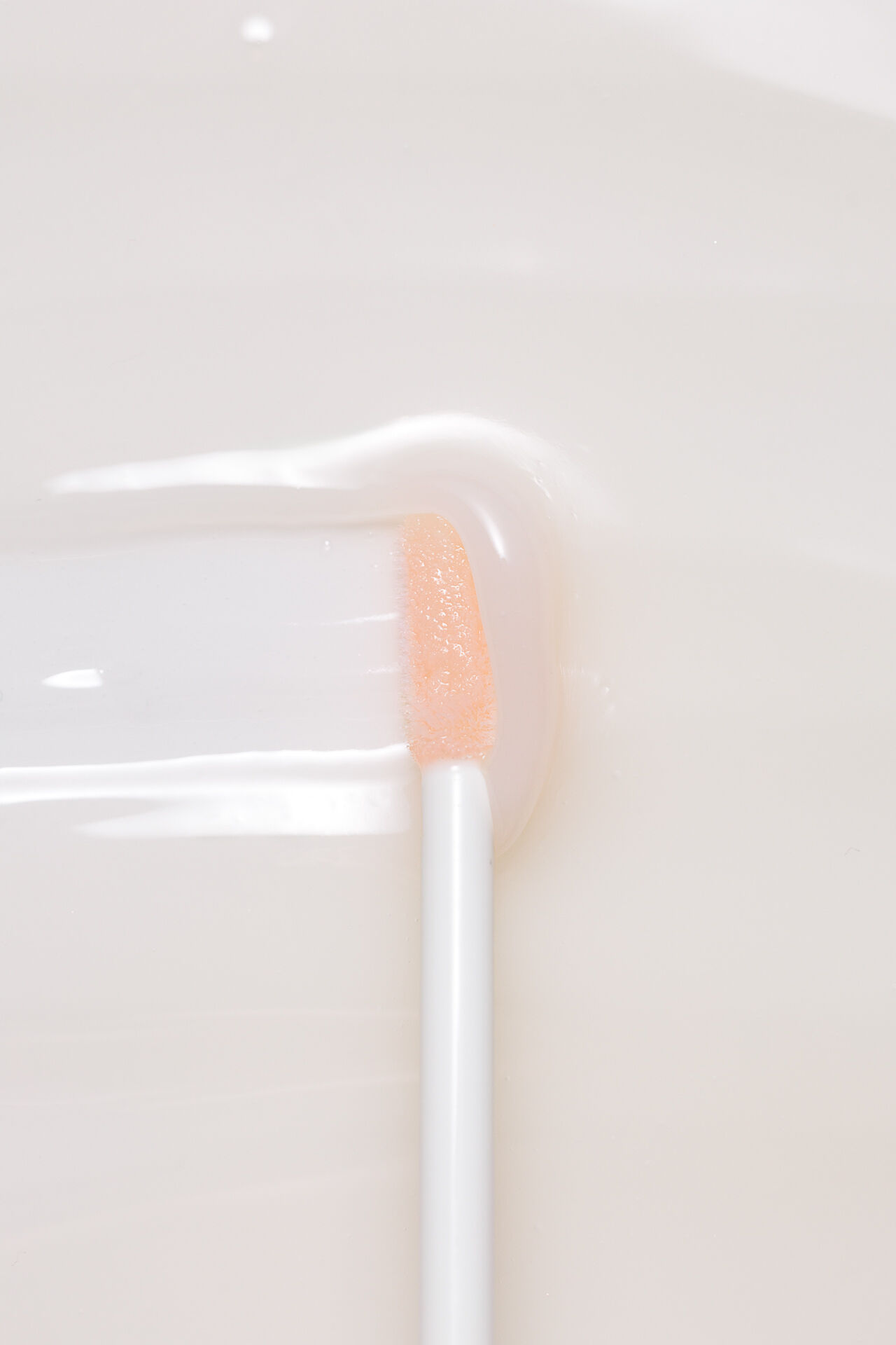 Dessi Cosmetics kremasto ulje za usne