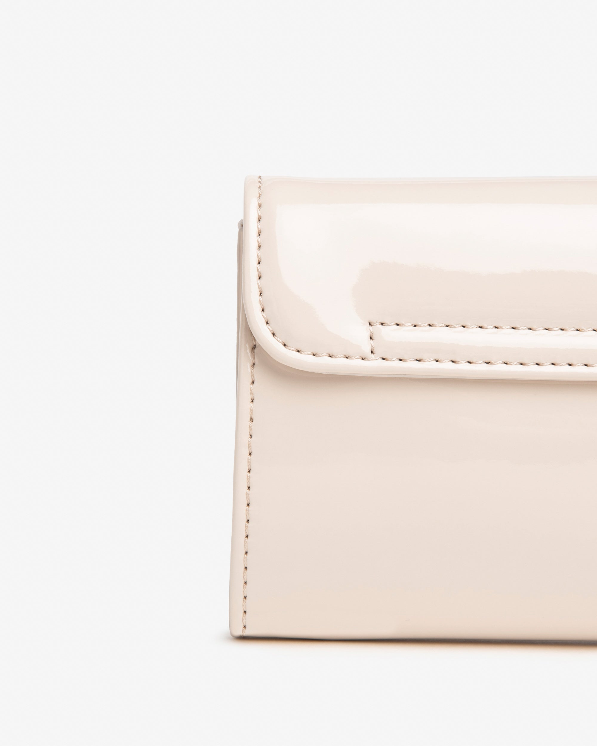  Damen-Clutch aus technischem Material