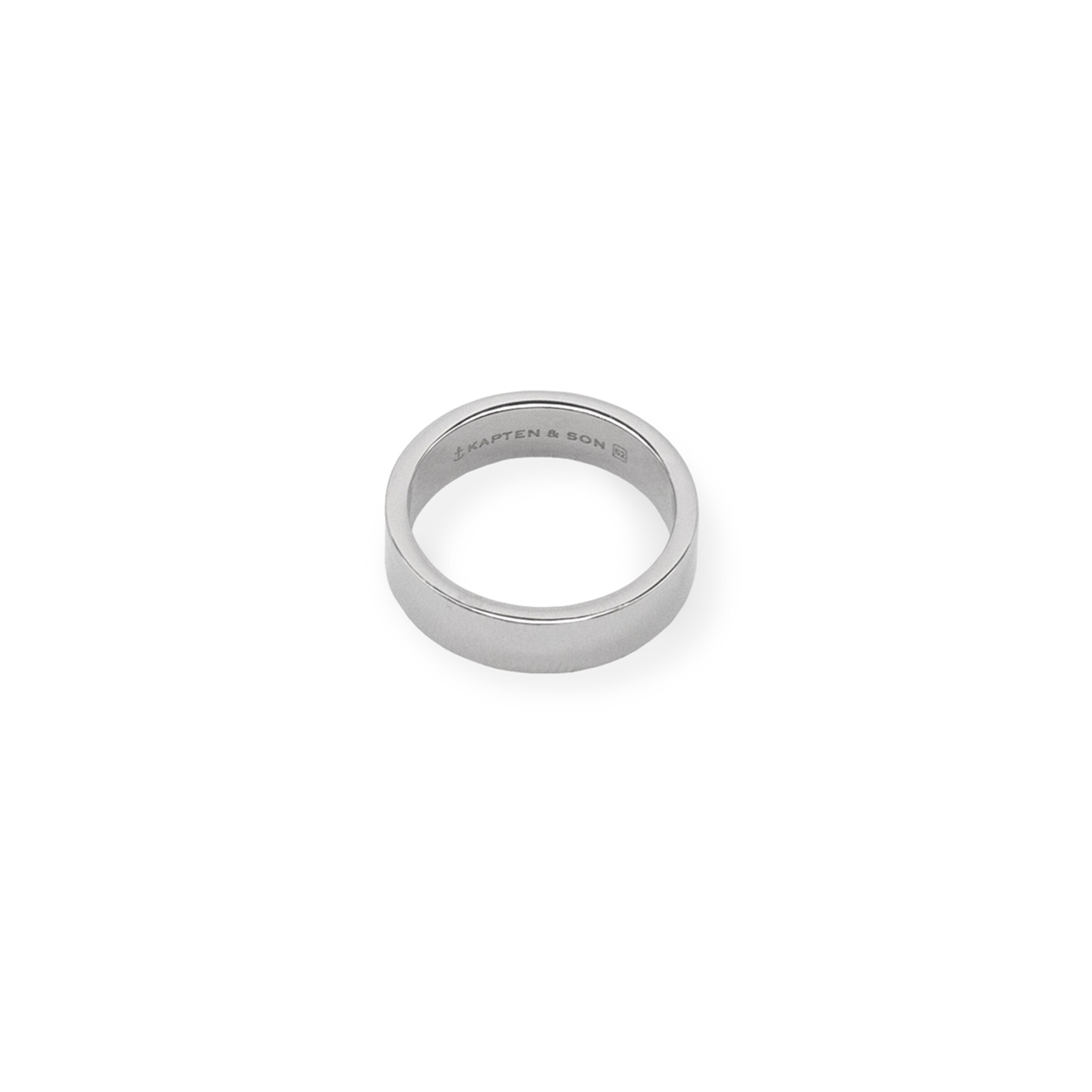 Bague en argent audacieuse