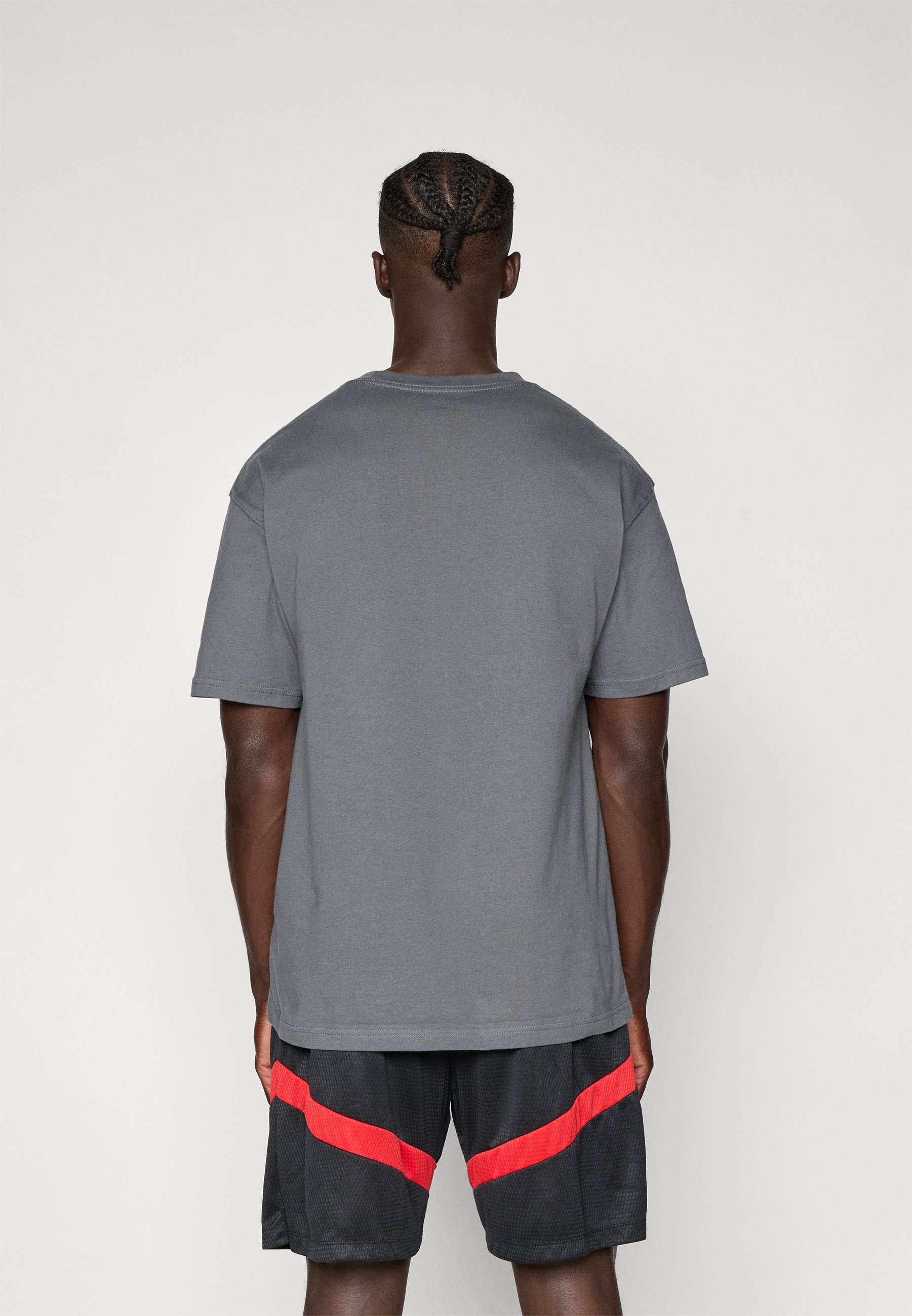 Nike Performance LEBRON JAMES LBJ TEE - Koszulka z nadrukiem - iron grey