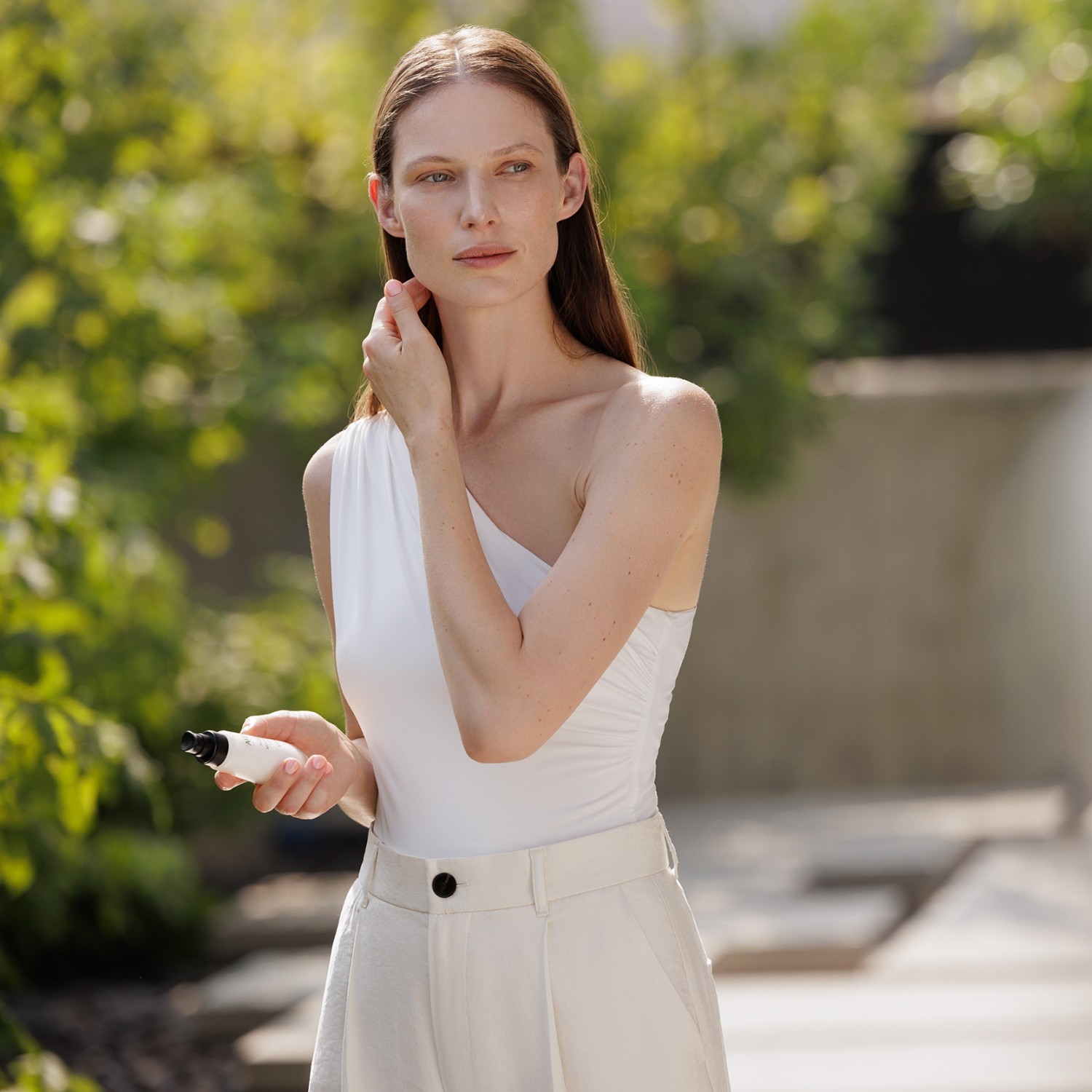 AHAVA Protecting Moisturizing Lotion SPF50
