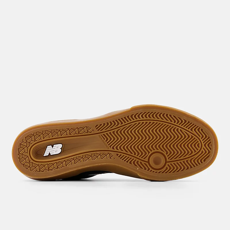 Męskie buty NB Numeric 272 syntetyczne – czarne z białym