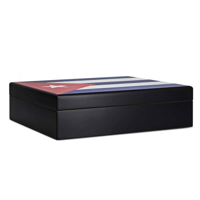 Caja de puros con la bandera cubana