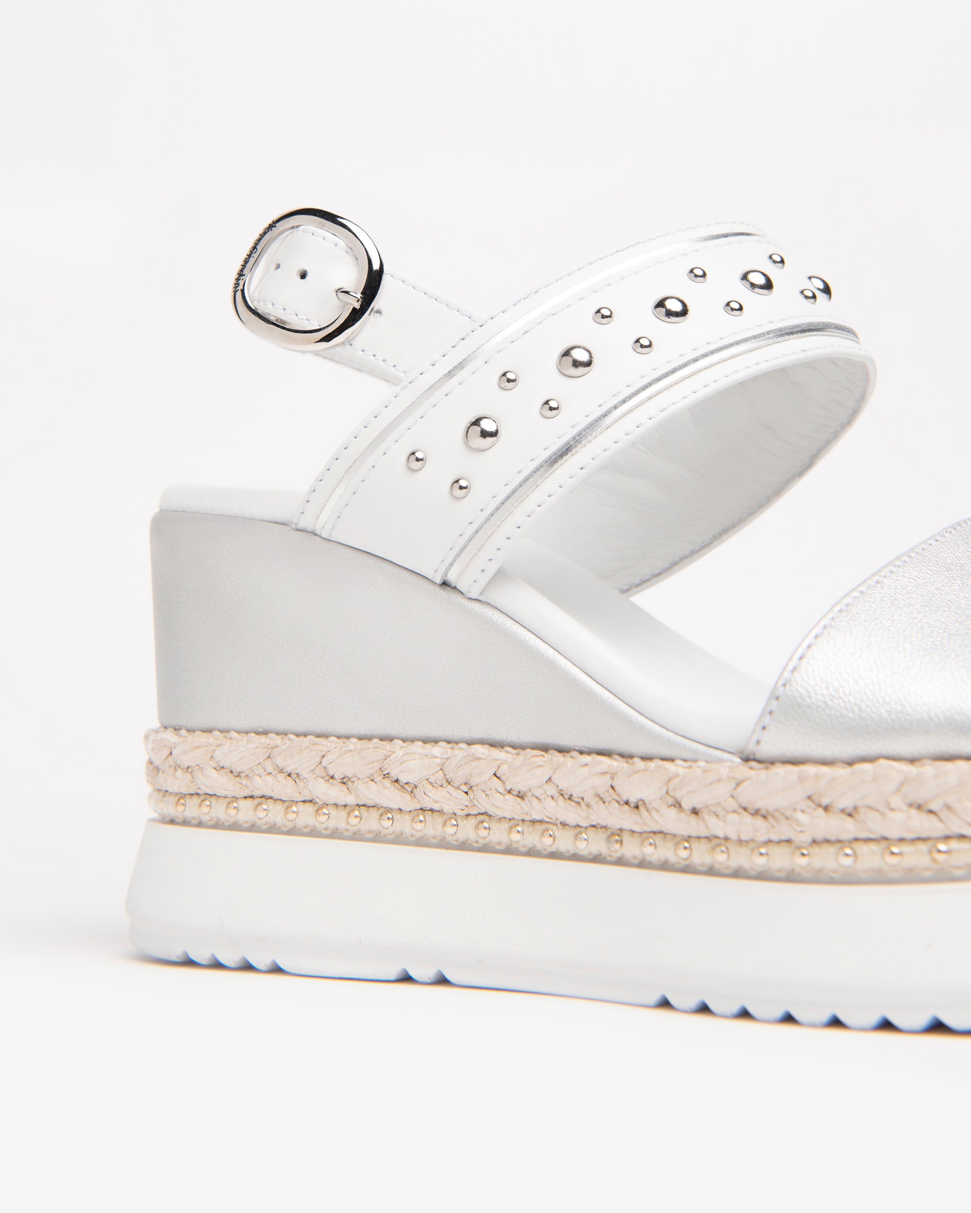  Sandales en cuir pour femmes