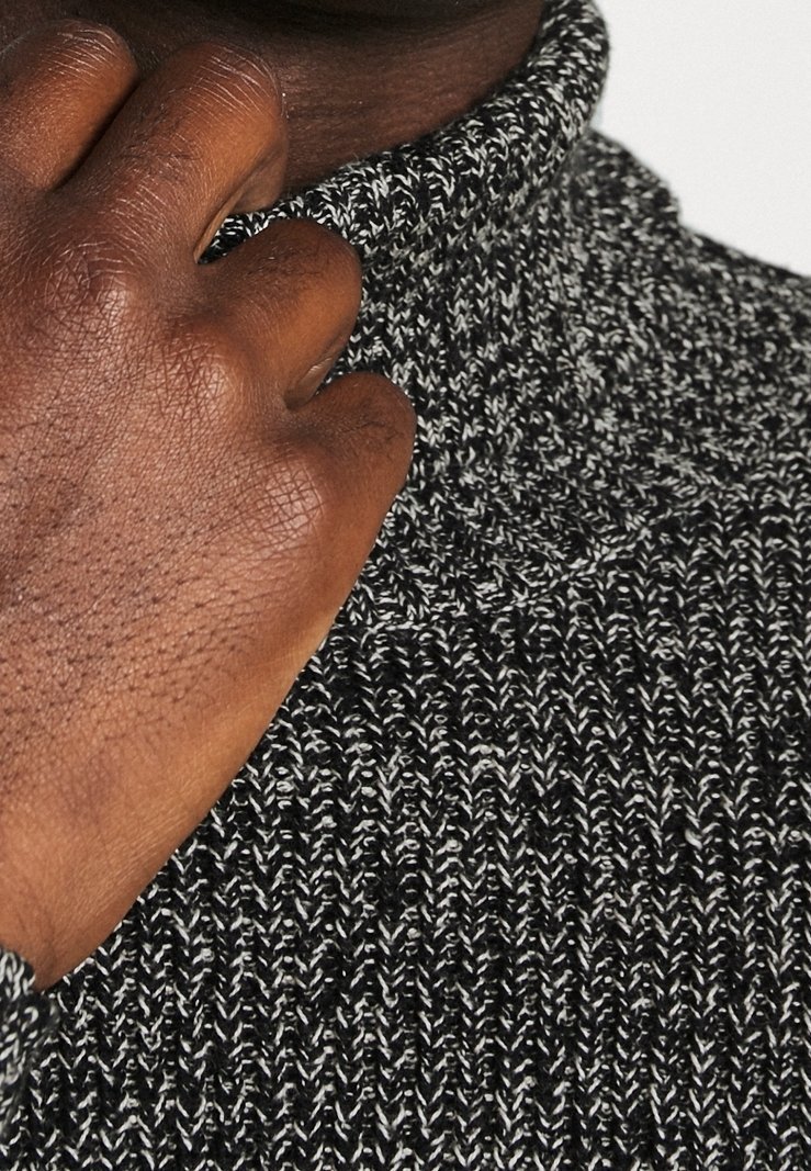 Redefinirani Rebel džemper - crni