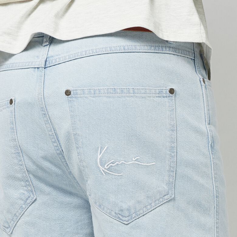 Kleiner, charakteristischer Baggy Five Pocket Denim