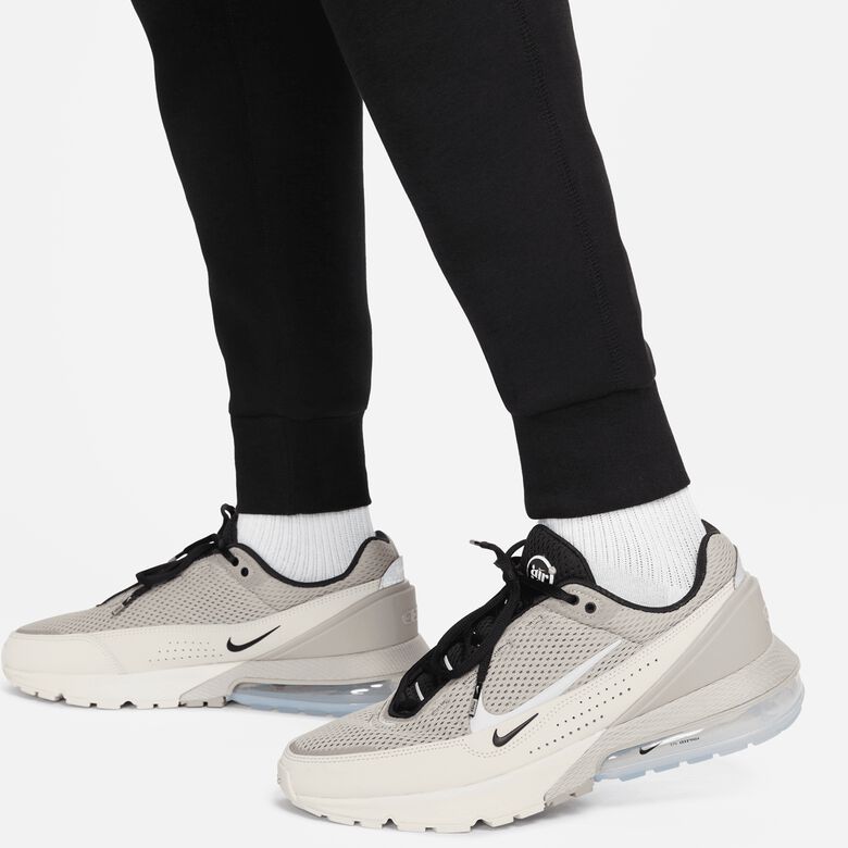 Tech Fleece Slim Fit Jogginghose