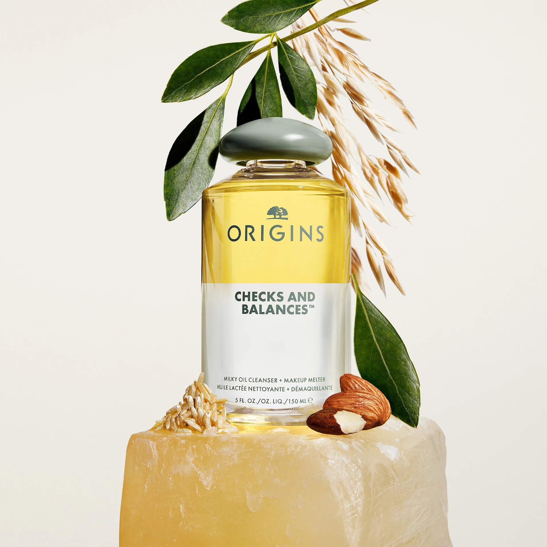 Demachiant cu ulei laptos Checks & Balances + Soluție de topire a machiajului 150 ml - Origins