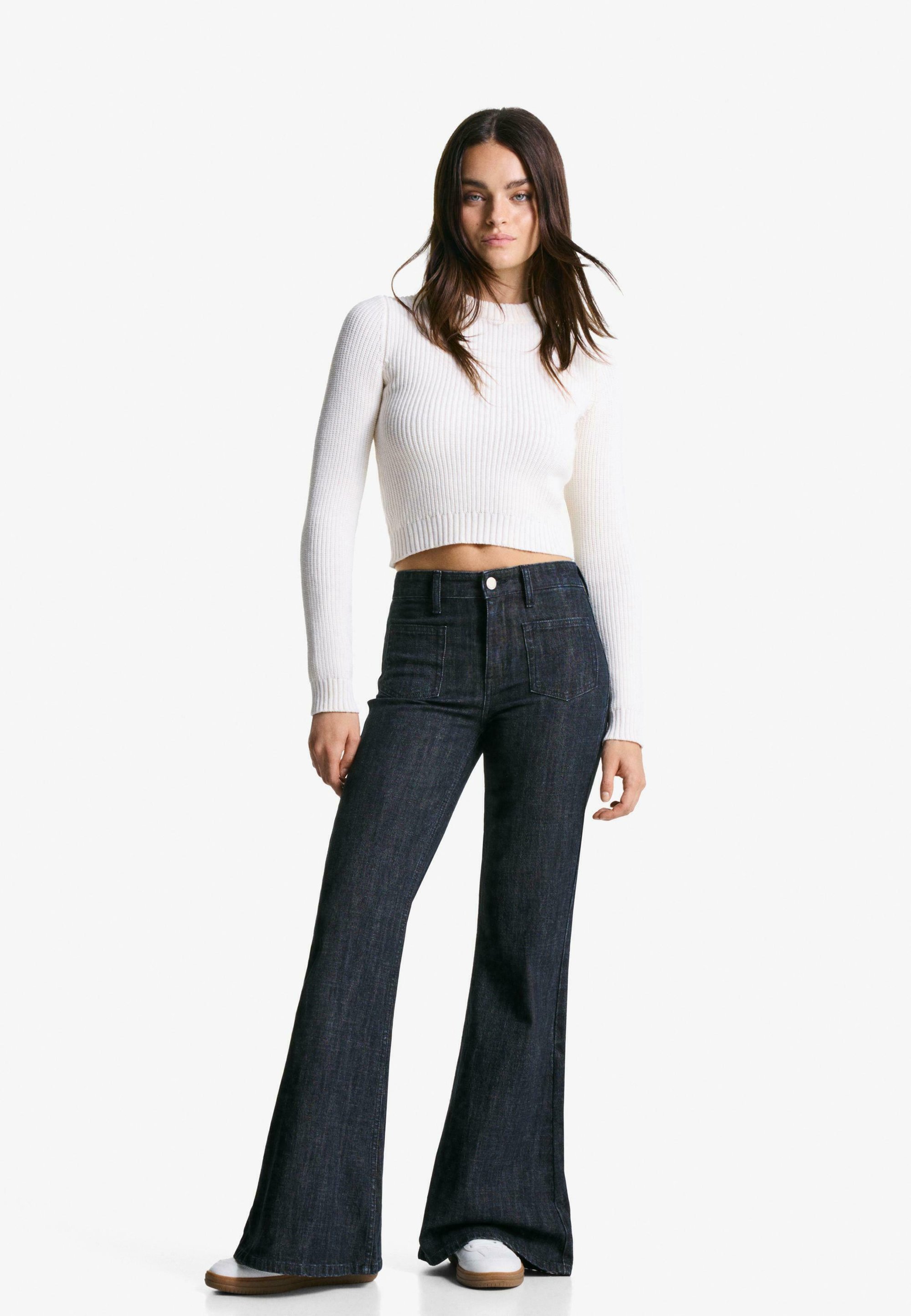 Bershka COMFORT - Bootcut jeans - koningsblauw