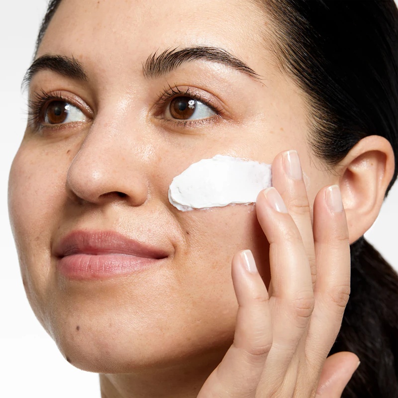Clinique Superdefense™ SPF 25 Fatigue + 1st Signs Of Age Мулти-корективна крема против првих знакова старења за суву и комбиновану кожу