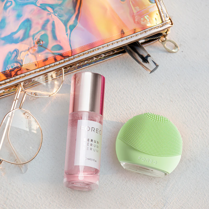 FOREO LUNA™4 Go Schall-Gesichtsbürste für unterwegs