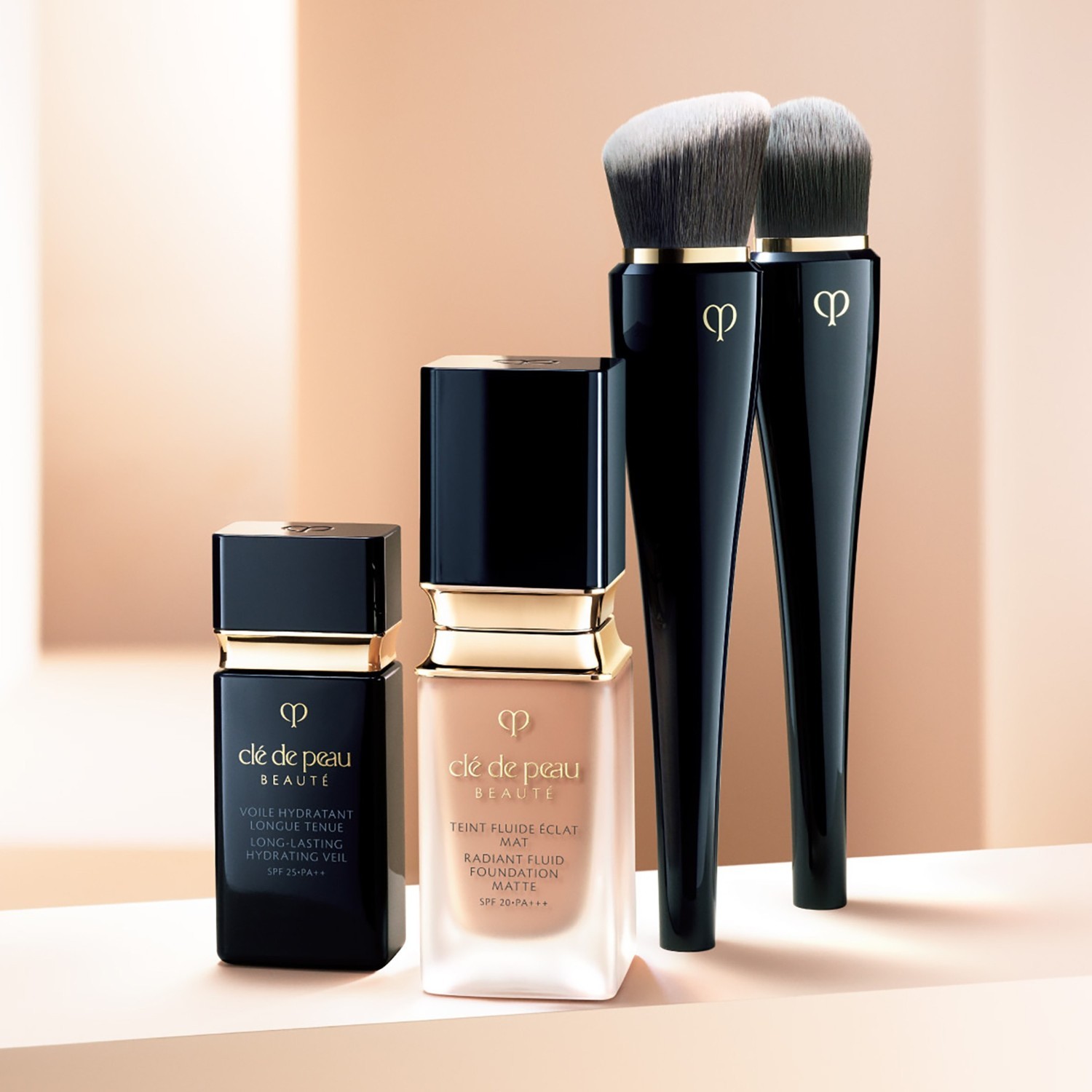 Clé de Peau Beauté kist za puder, lagano prekrivanje, 1 kom