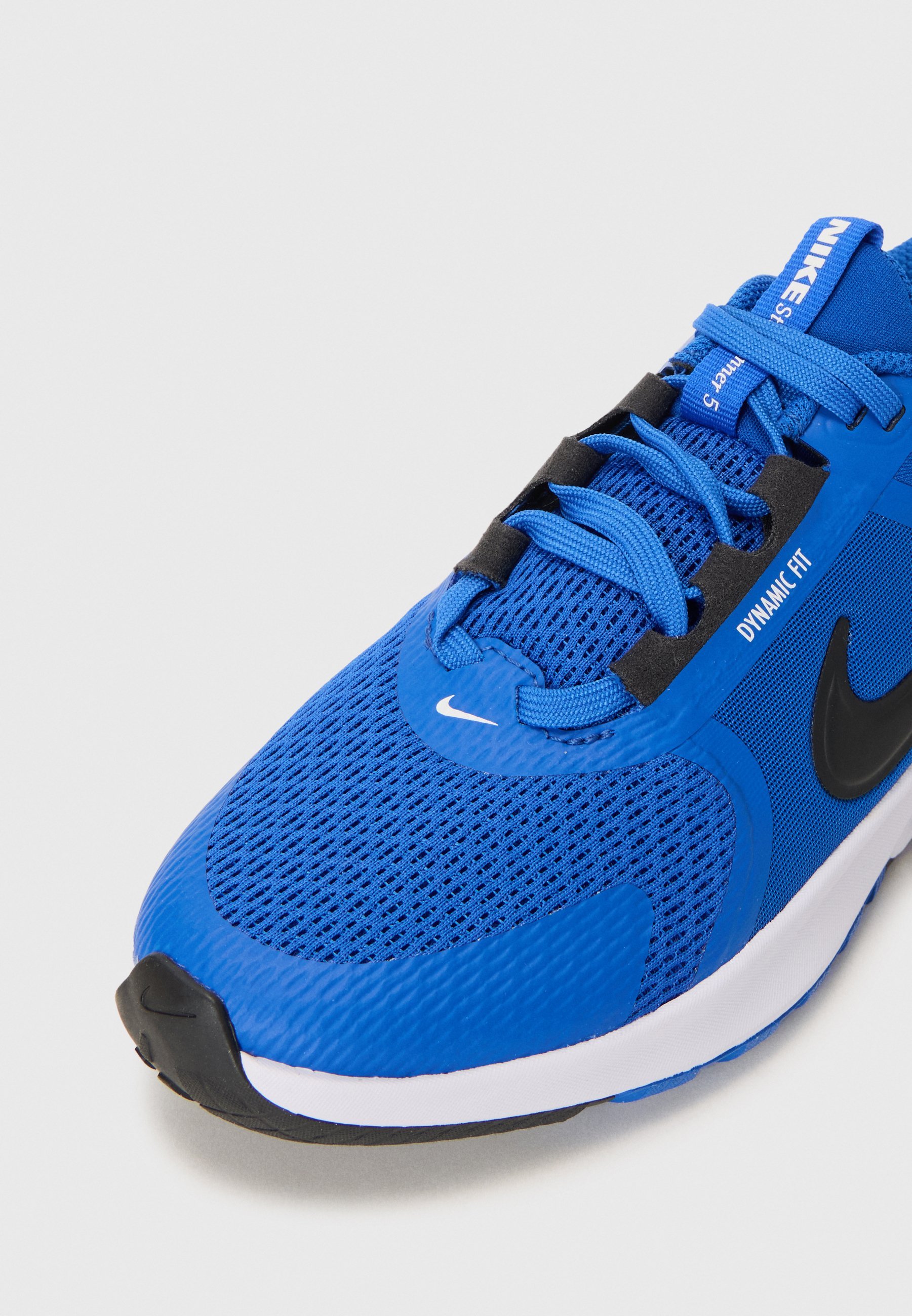 Nike Performance STAR RUNNER 5 UNISEX - Běžecké boty na silnici - black/white/white