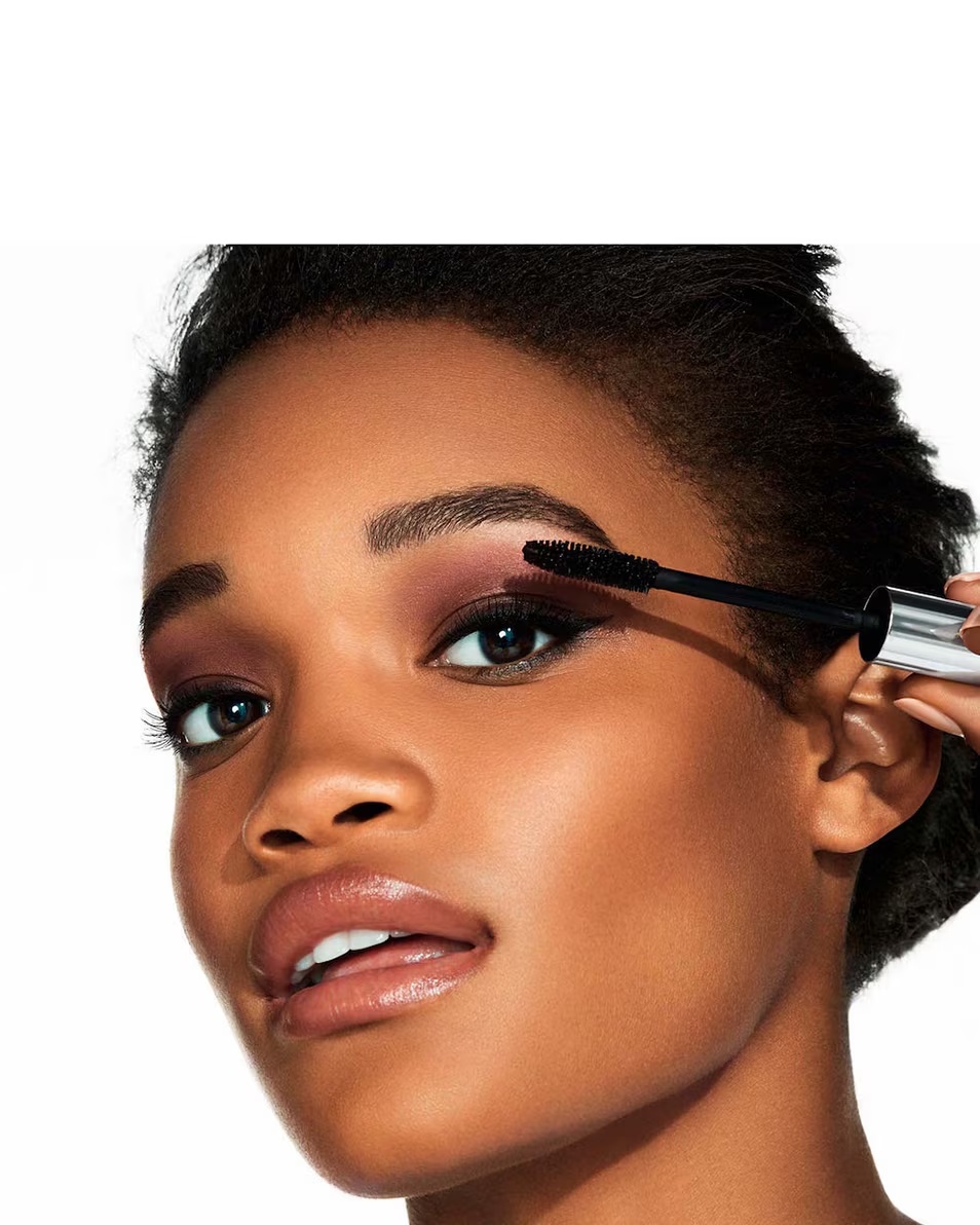 ΜΑΣΚΑΡΑ ΜΑΤΙΩΝ BOBBI BROWN MINI SMOKEY ΓΙΑ ΟΓΚΟ - ΜΑΚΡΑΣ ΔΙΑΡΚΕΙΑΣ - ΑΝΘΕΚΤΙΚΗ ΣΤΟΝ ΙΔΡΩΤΑ ΚΑΙ ΤΗΝ ΥΓΡΑΣΙΑ