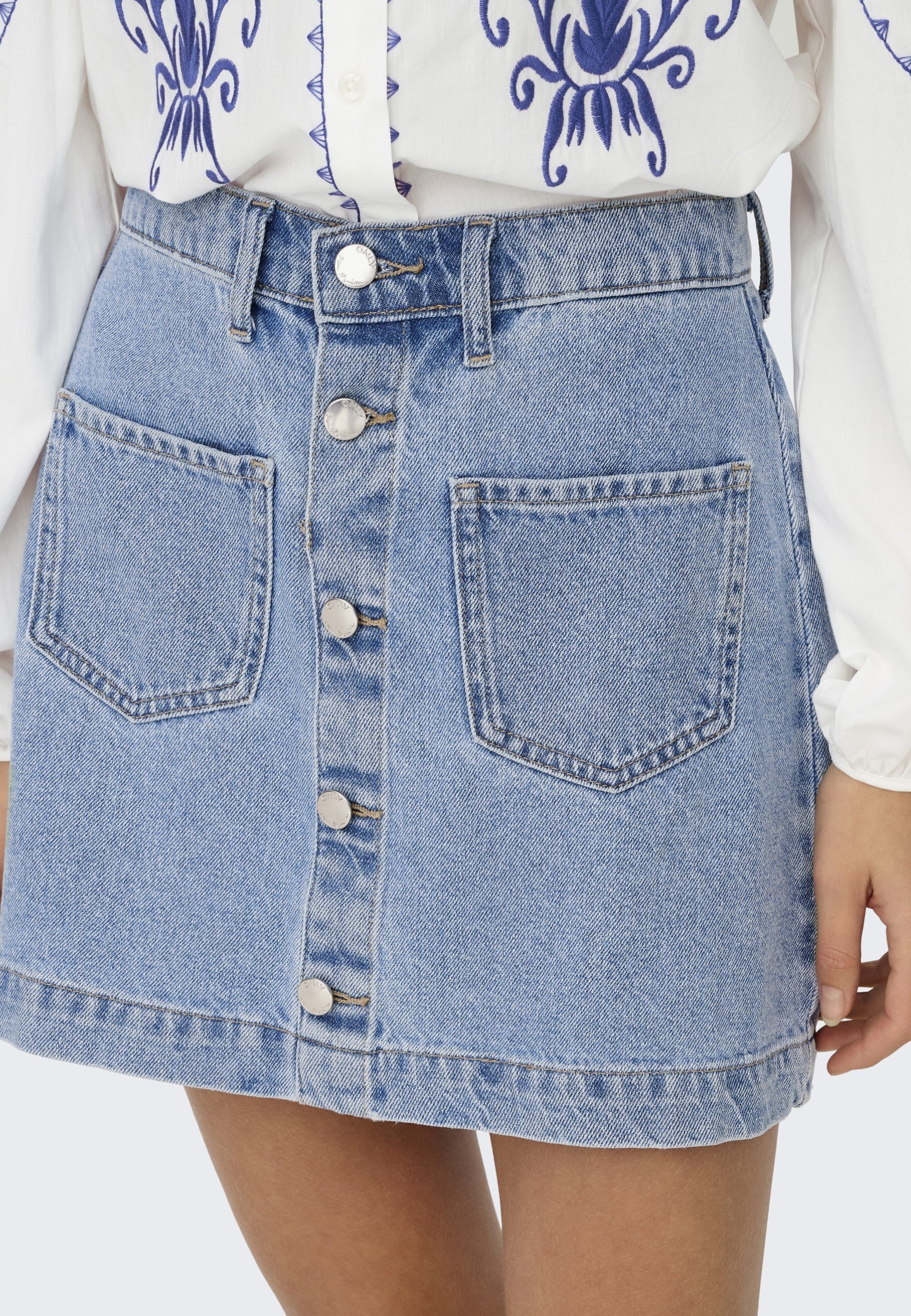 ONLY ONLAZING SKIRT - Denim rok - lichtblauwe denim