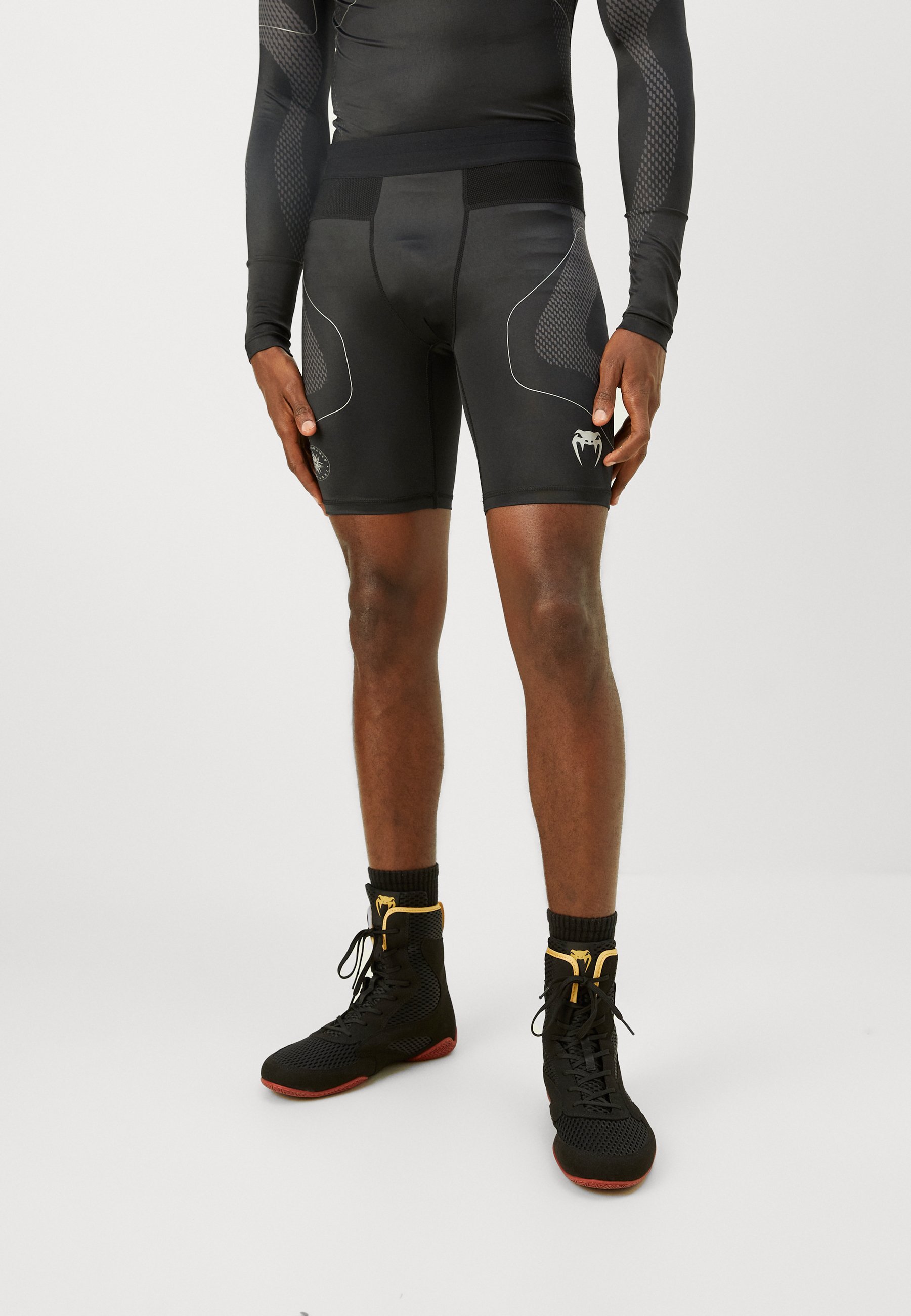 Venum NEXUS VALE TUDO SHORTS - Collants - black/silver color