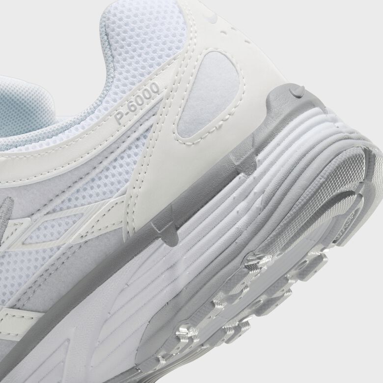 WMNS P-6000