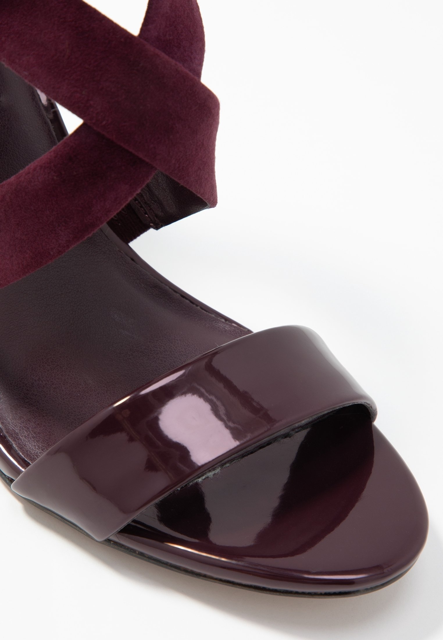 Sandali con tacco alto DKNY - bordeaux