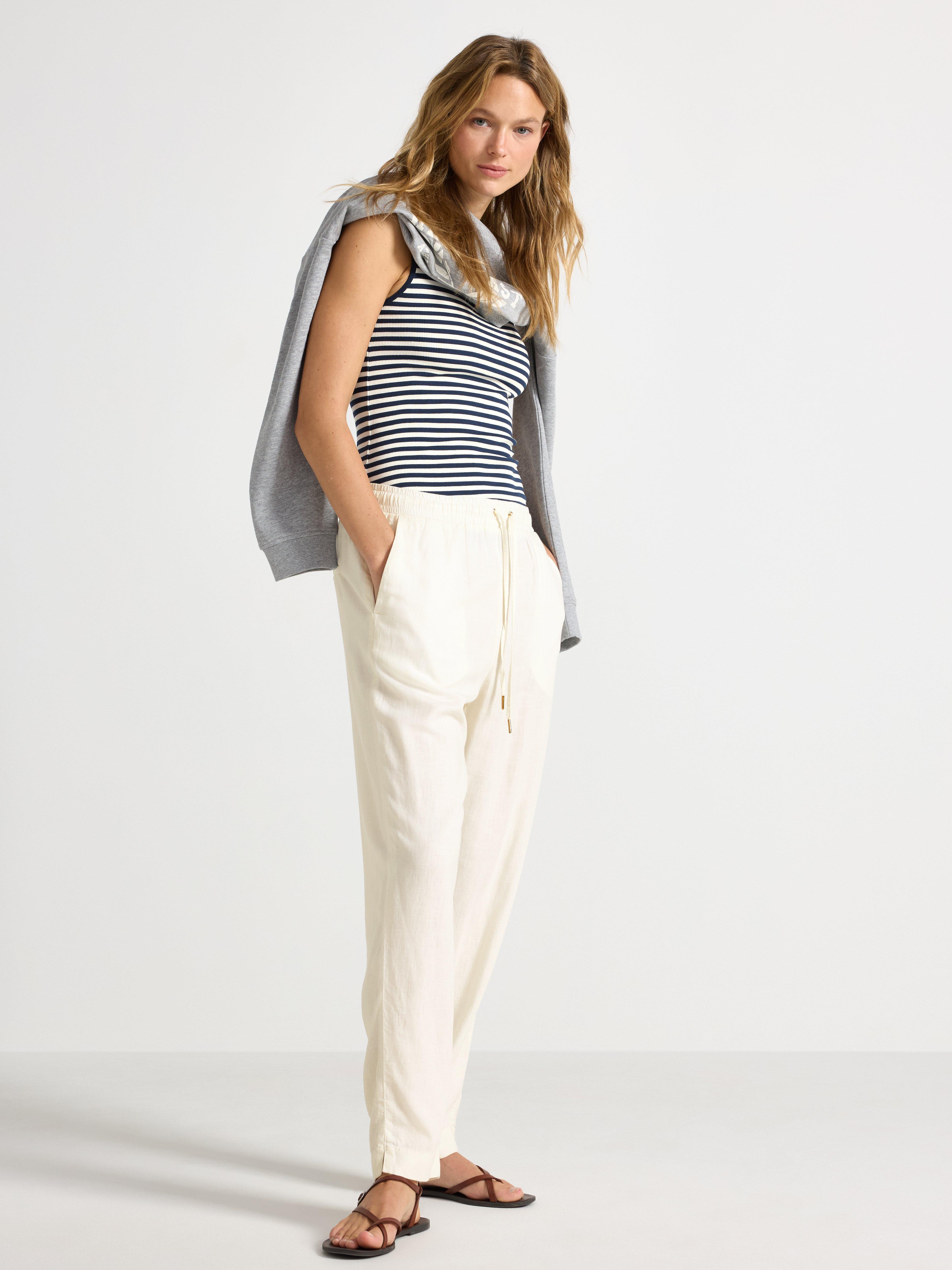 AVA croppade tapered byxor i linneblandning Off White