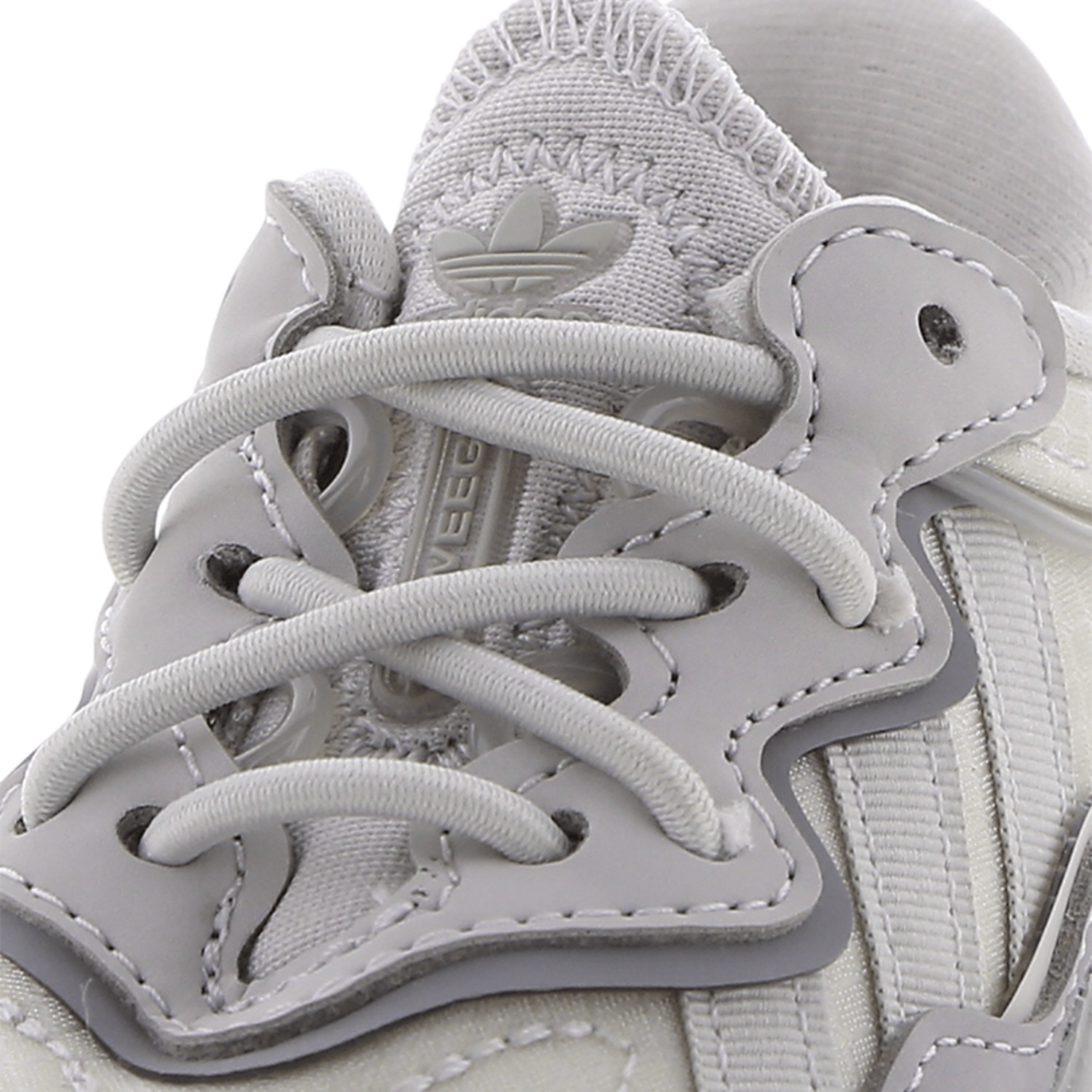 adidas Ozweego