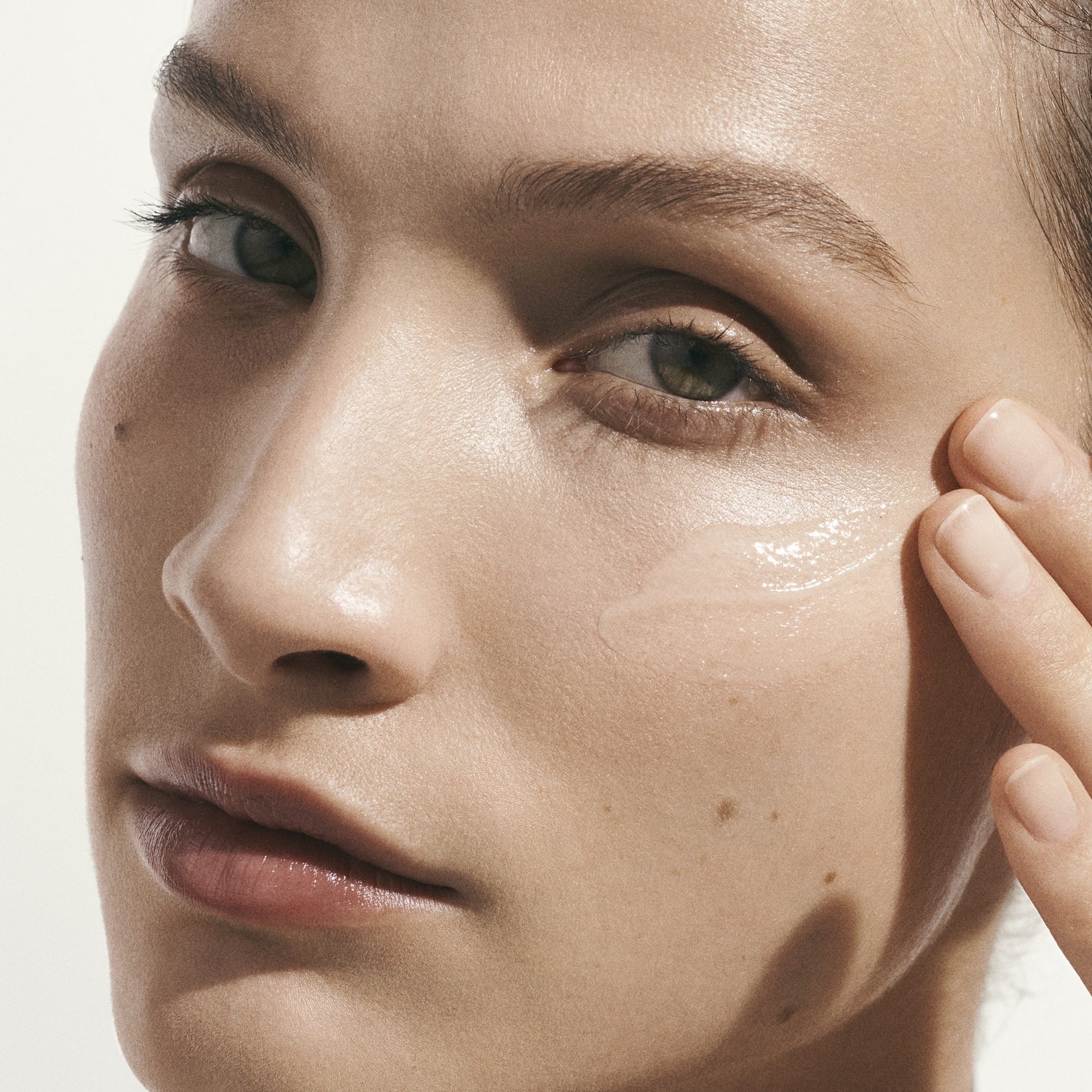MAC Foundation Strobe Dewy Skin Tint - 30 ml