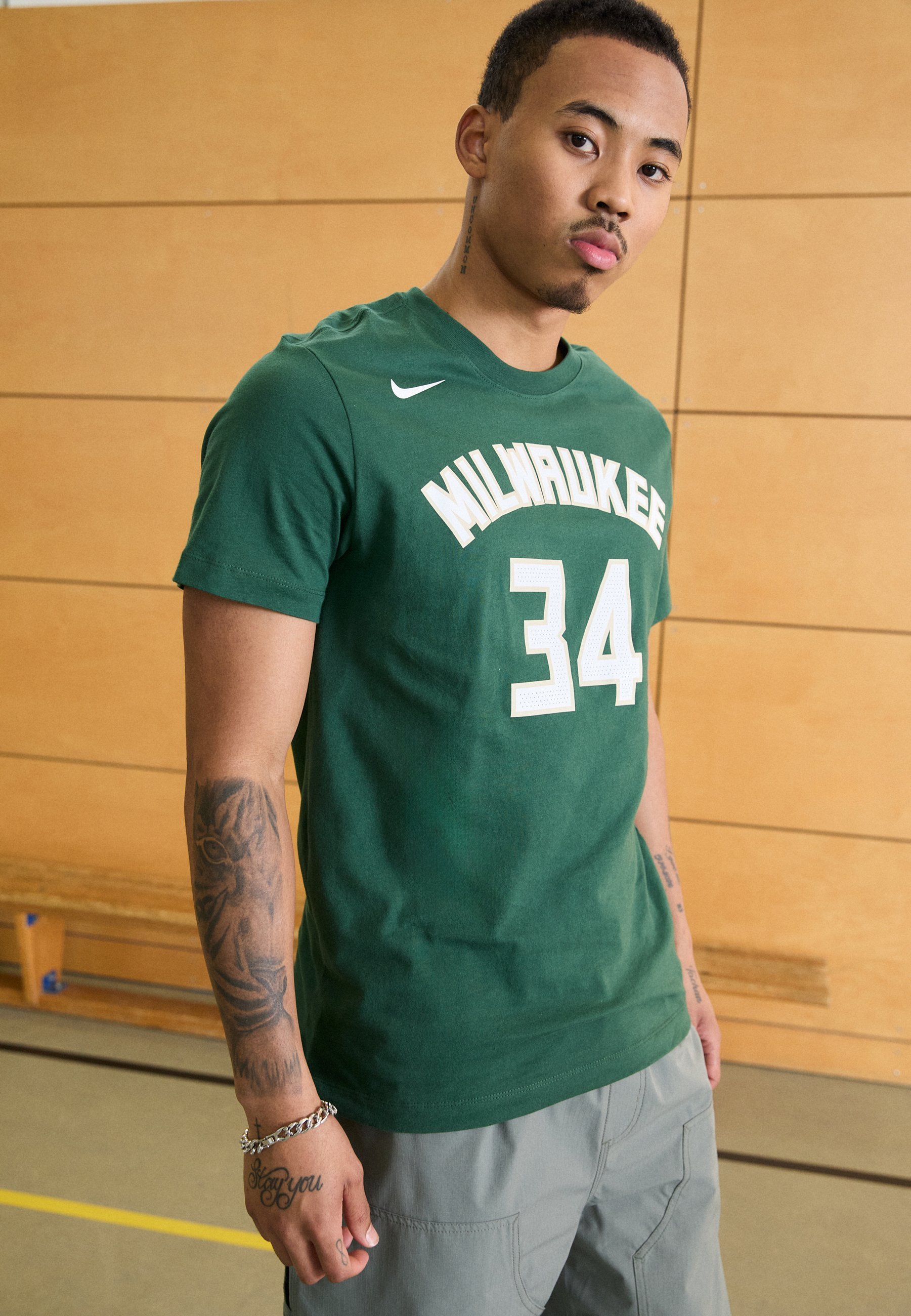 T-shirt imprimé Nike Performance NBA Giannis Antetokounmpo Milwaukee Bucks (nom et numéro) - fir/antetokounmpo
