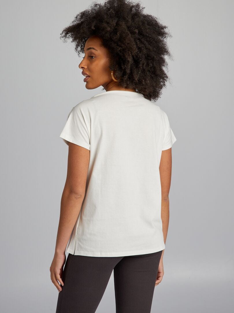 Camiseta de enfermería con cuello abotonado - BLANCA