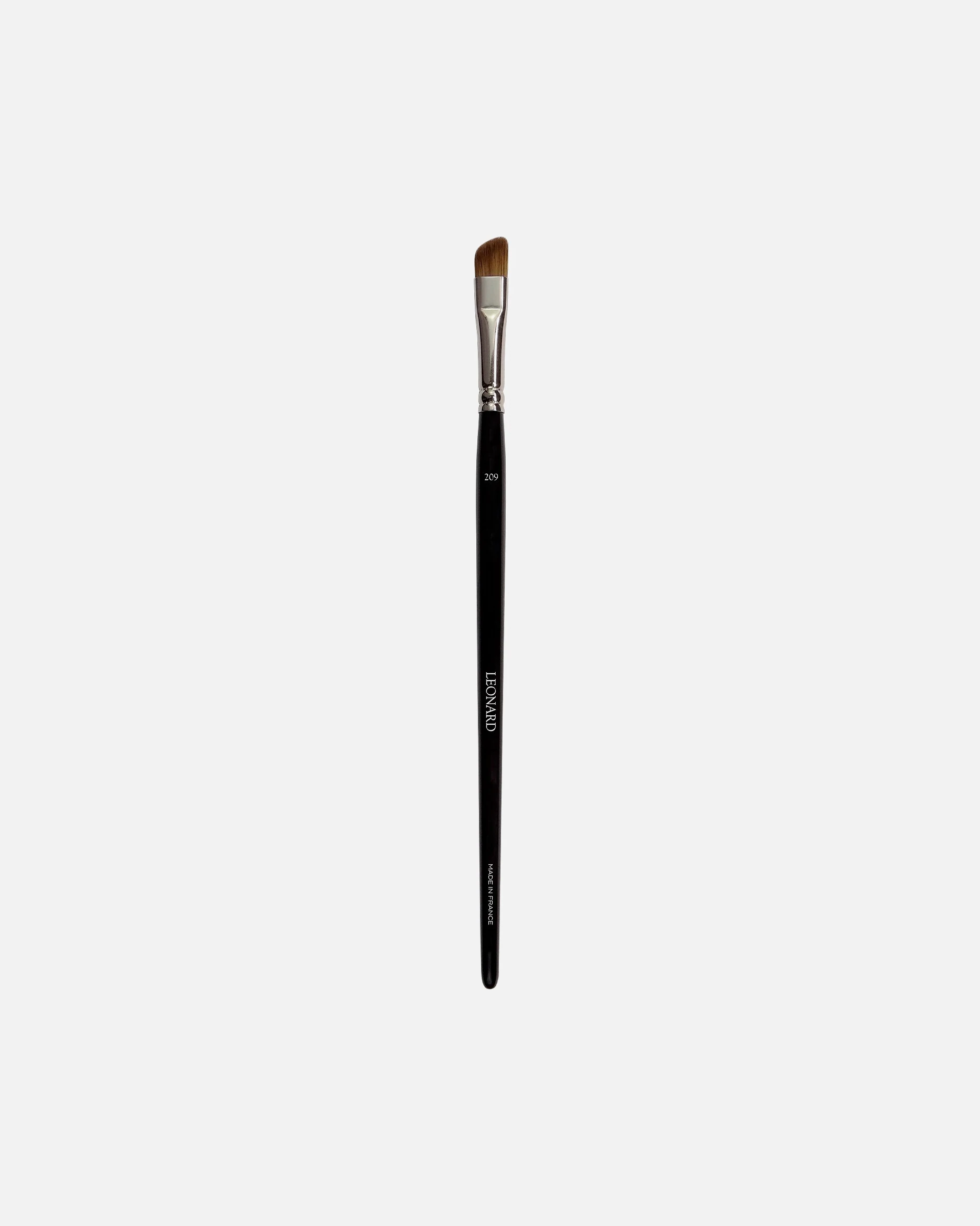 Leonard brushes Pinceau plat biseauté arrondi n°209
