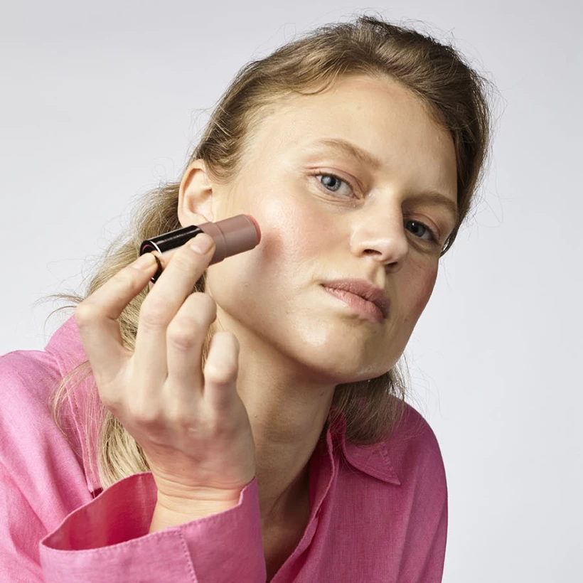 Fard de obraz cremos radiant, în stick, Meet Cute - BeautyAct