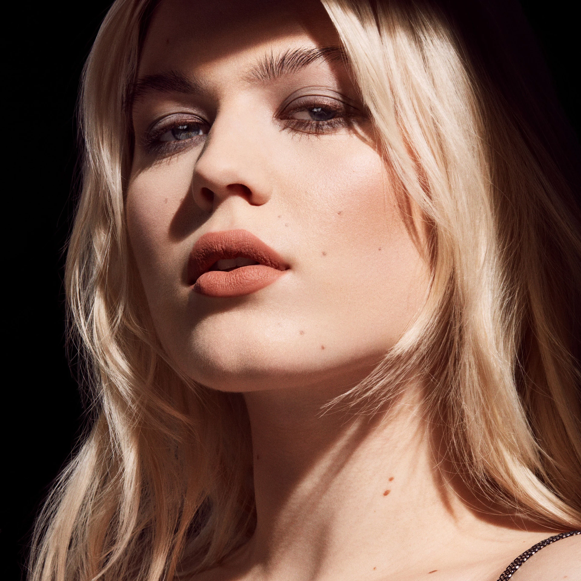 Pro Filt'r Instant Retouch Fixing Powder Levendula - Fenty Beauty