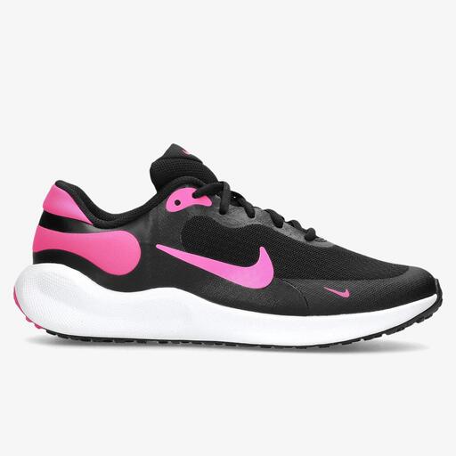  Nike Revolution 7