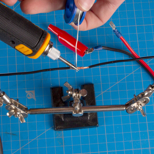 Cordless soldering iron, 3.6 V
