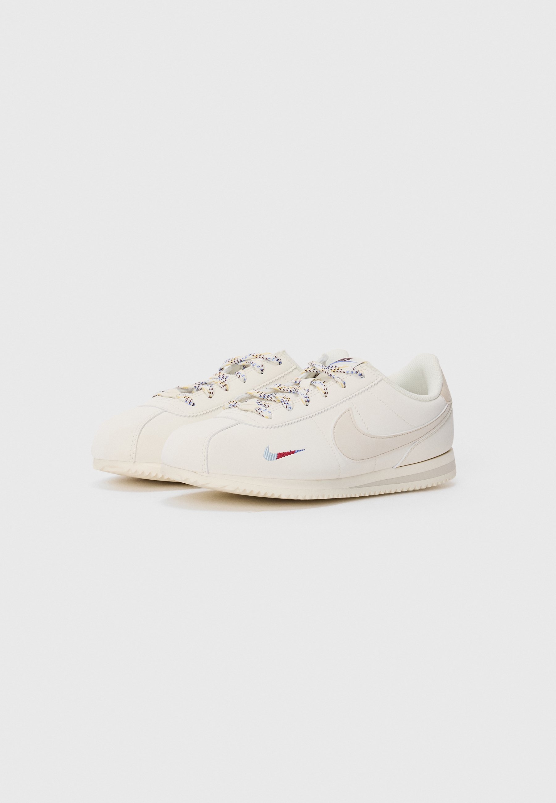Nike Sportswear CORTEZ UNISEX - Sneakers - soft pearl/light orewood/comet blue/burgundy crush