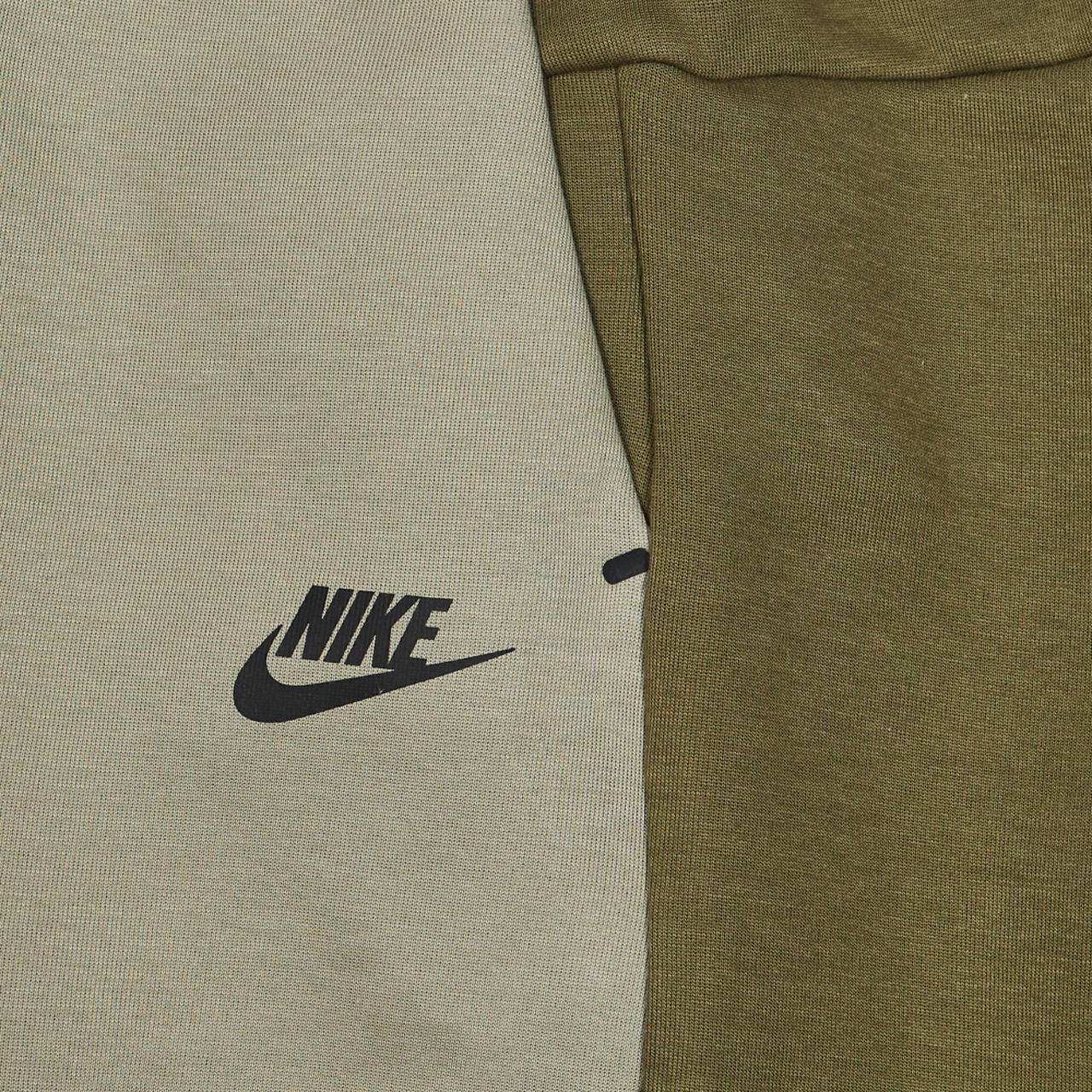 Nike Tech Colorblock