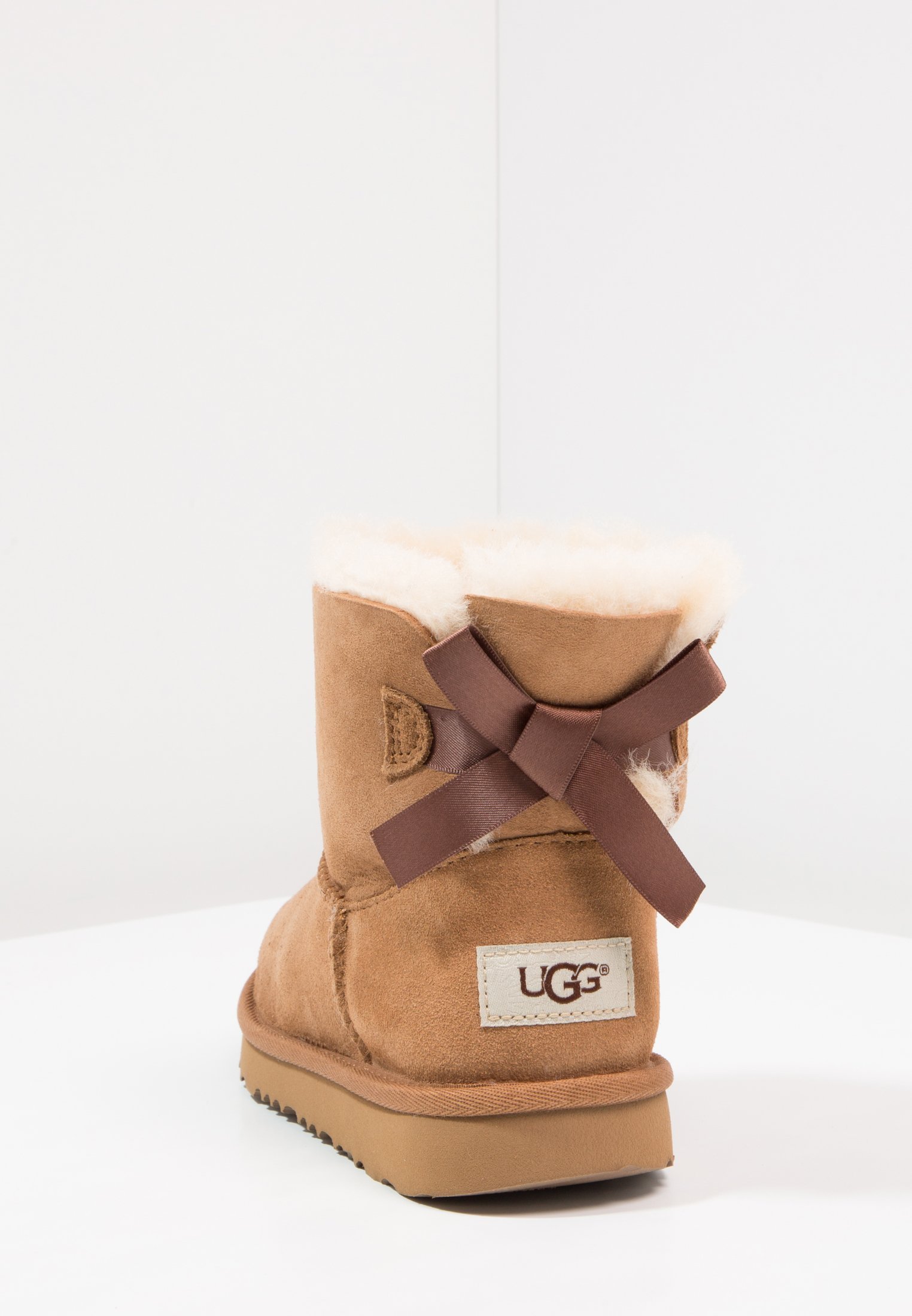 UGG MINI BAILEY BOW II - Klasikiniai aulinukai iki kulkšnių - kaštoninės spalvos