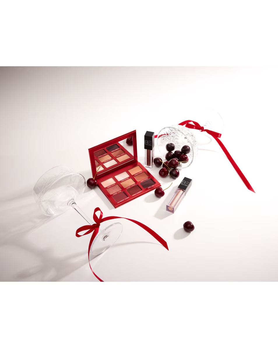 ΜΑΚΙΓΙΑΖ ΑΠΟ ΥΓΡΗ ΣΚΙΑ ΜΑΤΙΩΝ Midnight Cherry Collection