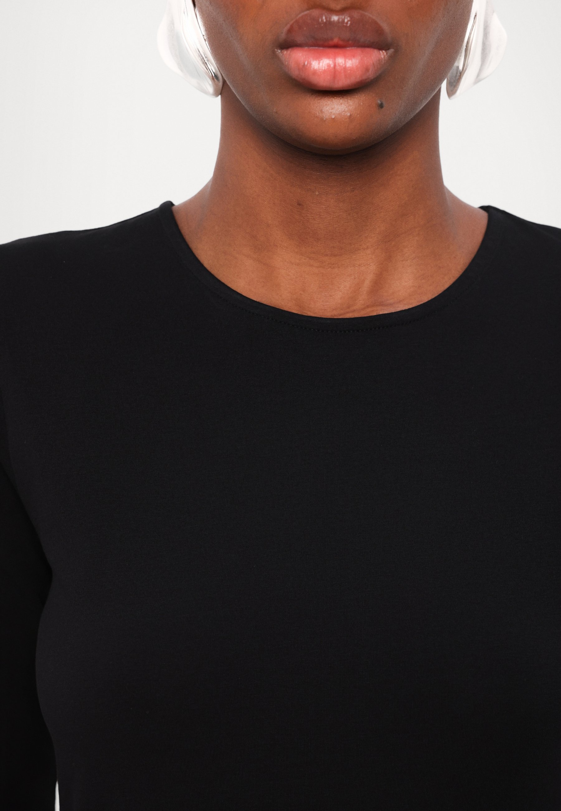 Filippa K Basic T-Shirt - schwarz